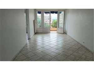 t3 à la location -   42210  MONTROND LES BAINS, surface 64 m2 location t3 - UBI442445165